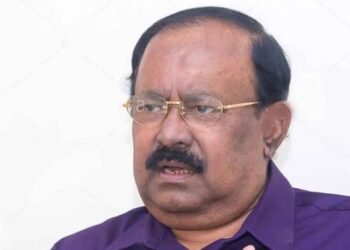 ​শিল্পী সমিতির নির্বাচন: এফডিসির পরিবেশ নিয়ে অভিভূত কাজী হায়াৎ
